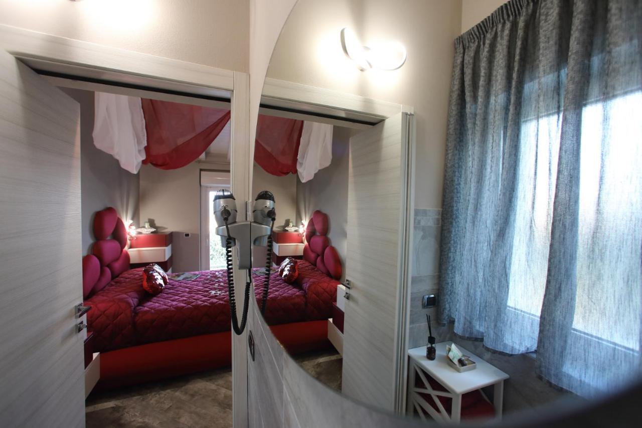 Bed & Breakfast Bellavista Exclusive In Zona Con Piscina Riscaldata E Jacuzzi Vista