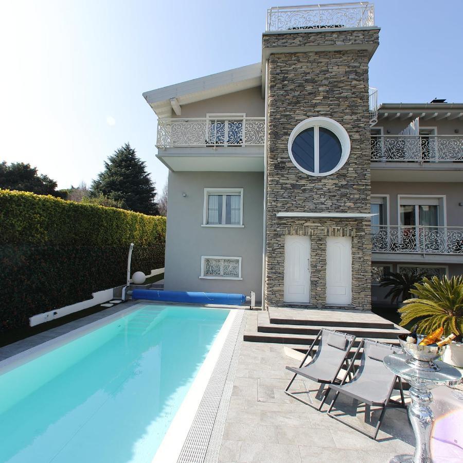 Bellavista Exclusive In Zona Con Piscina Riscaldata E Jacuzzi Vista Bed & Breakfast Desenzano del Garda
